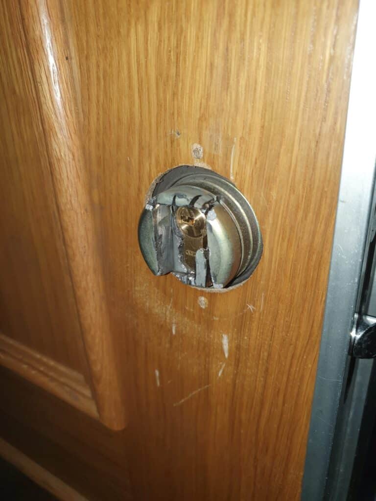Apertura de puertas Campo Real