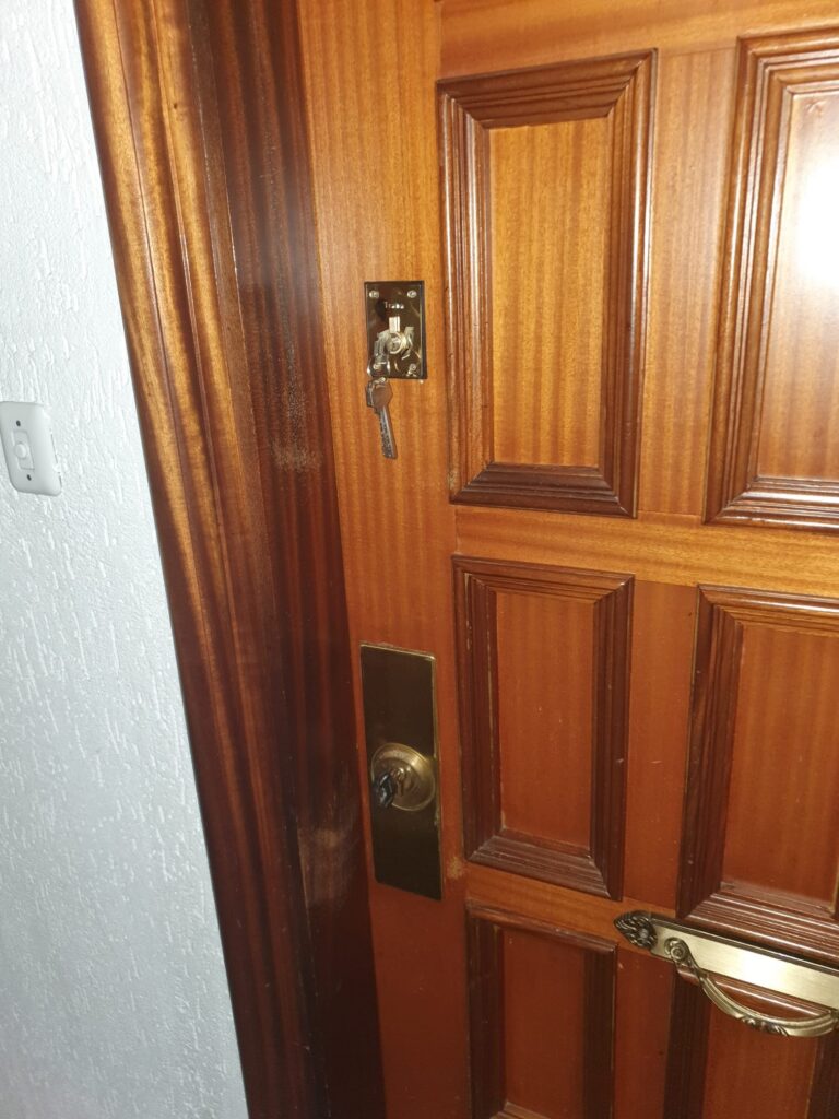 Apertura de puertas Chinchón