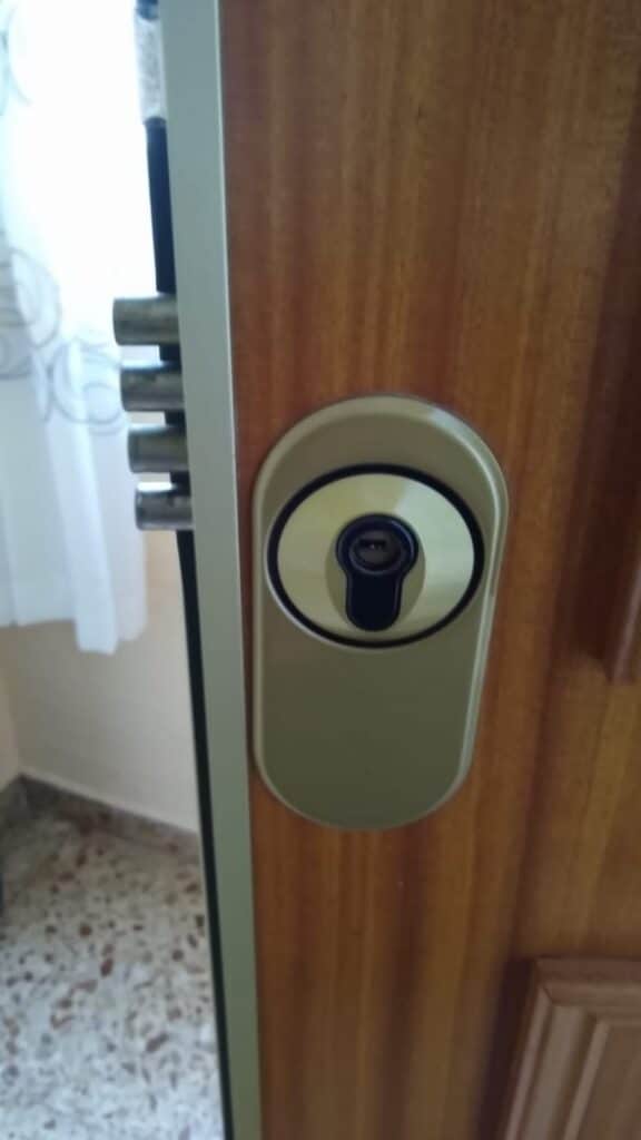 Apertura de puertas Colonia Fin de Semana
