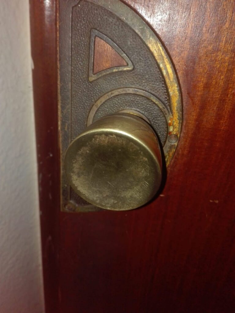 Apertura de puertas El Bercial