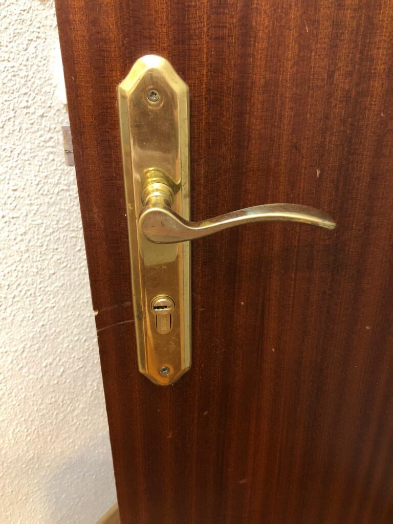 Apertura de puertas El Encín
