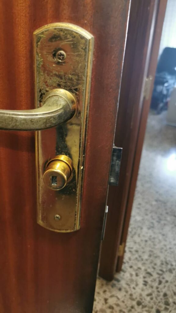 Apertura de puertas La Latina