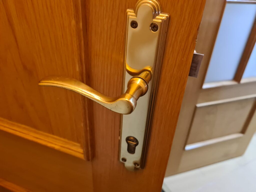 Apertura de puertas Las Tablas