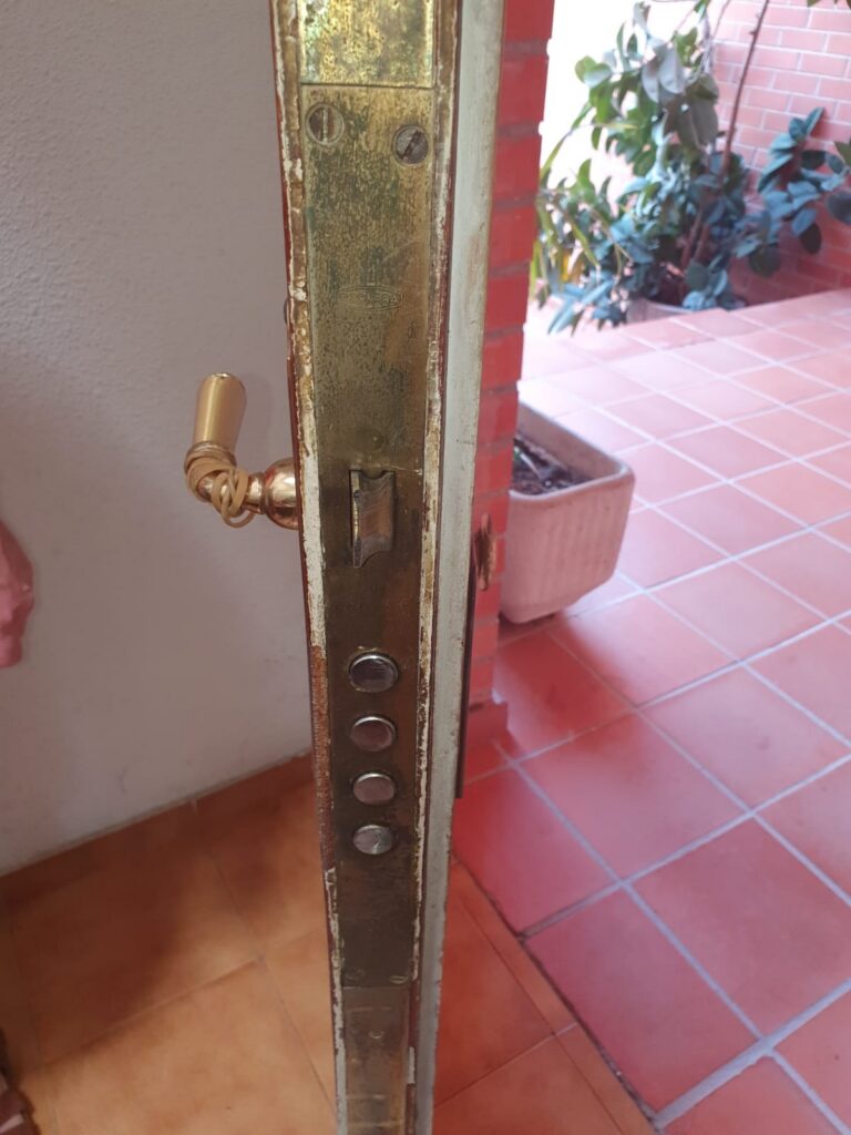 Apertura de puertas Mejorada del Campo