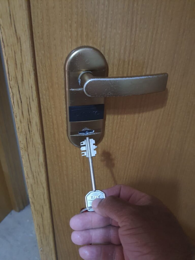Apertura de puertas Moralzarzal