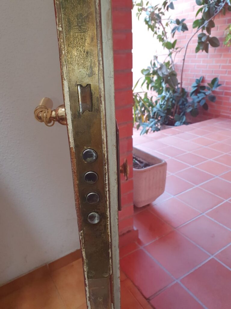 Apertura de puertas Opañel
