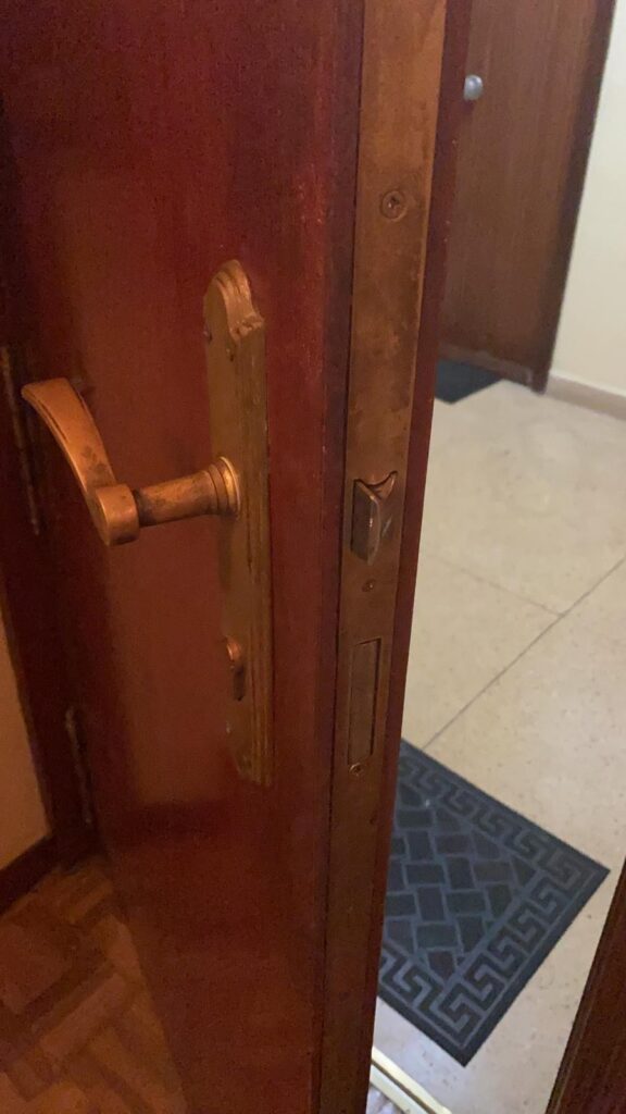 Apertura de puertas Palomeras Sureste